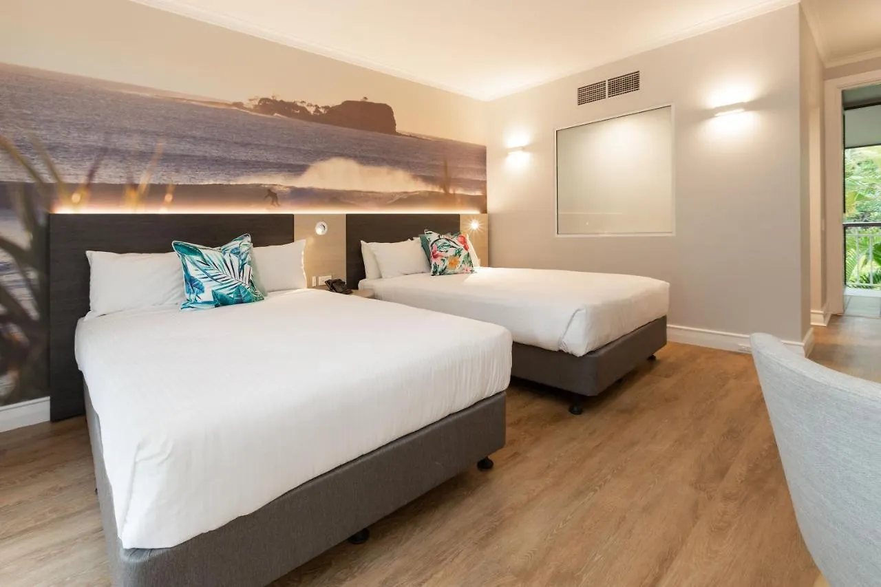 Novotel Sunshine Coast Resort Твин Уотерс Отель