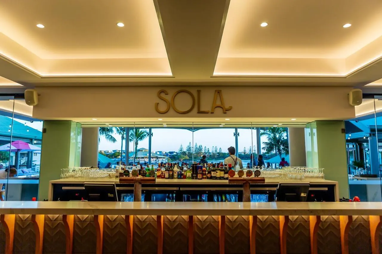 Novotel Sunshine Coast Resort Твин Уотерс